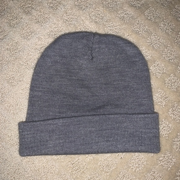 Carhartt Grey Beanie - Picture 3 of 3